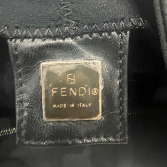 Fendi Mamma Baguette Shoulder Bag - Picture 12 of 15